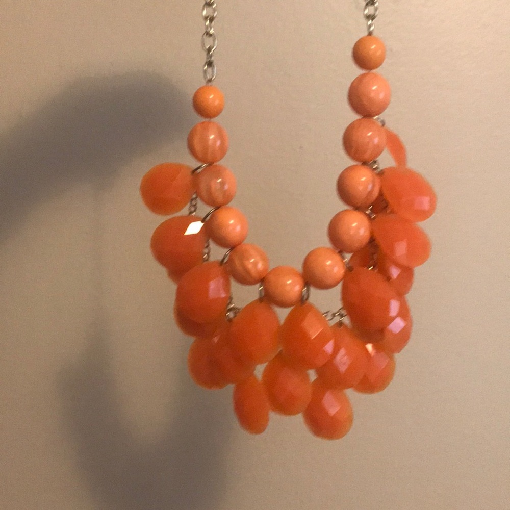 Orange necklace - Picture 2 of 2